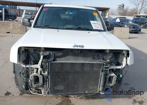 2017 Jeep Patriot Sport Fwd z USA, uszkodzony, nr VIN 1C4NJPBA6HD207272